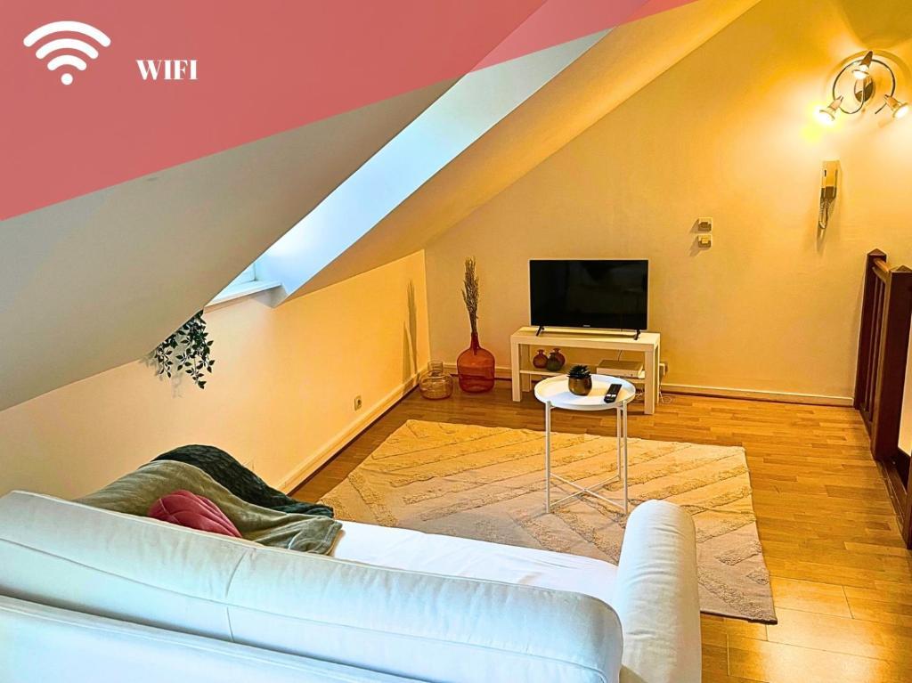 Appart Cosy Renove Avec Ac Hypercentre Nemours Exterior foto